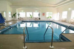 hotel-pool